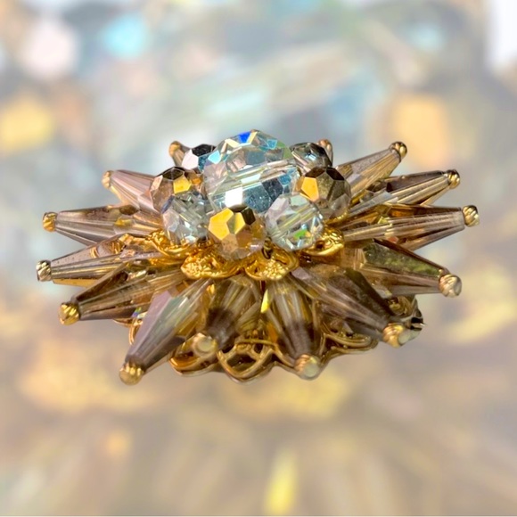 Vintage Gold Tone Starburst Aurora Borealis Brooch - Picture 1 of 8